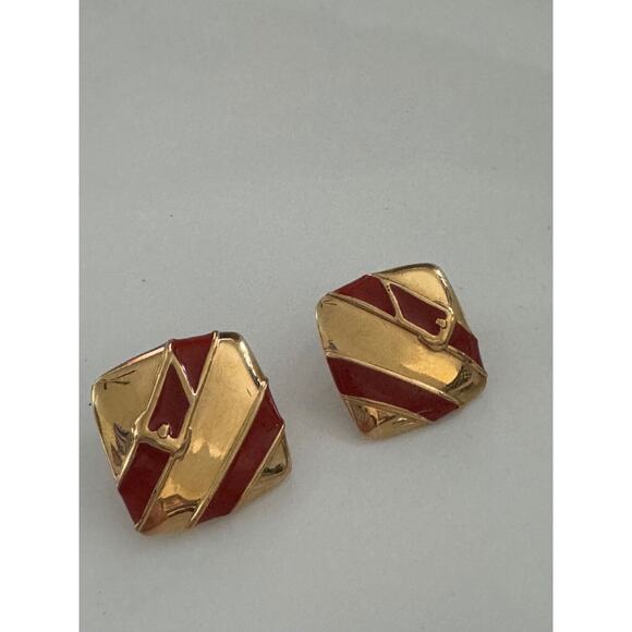 Vintage Monet Clip Earrings Gold Tone Square Brown Enamel Inlay Design Chic 90s - Picture 1 of 4